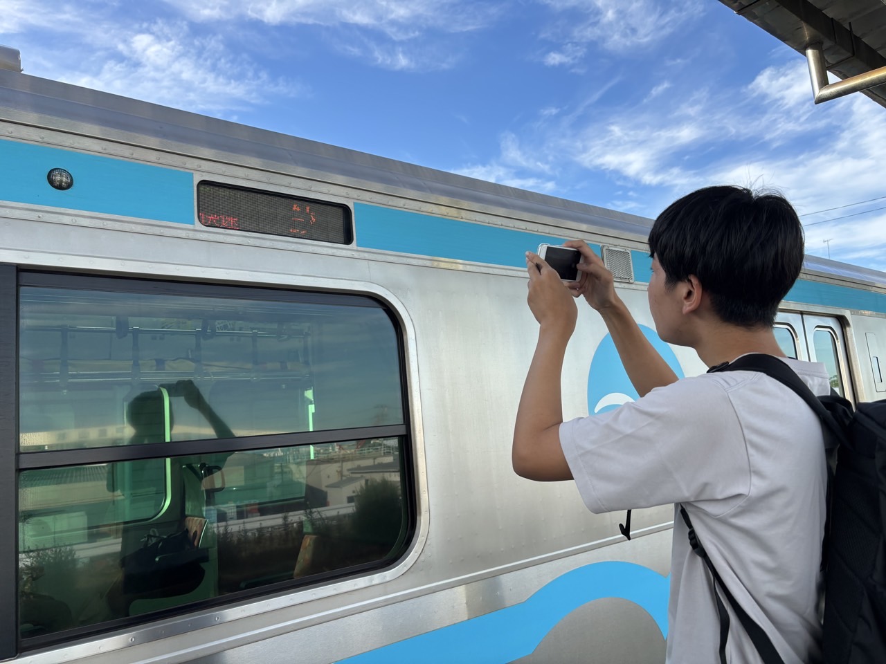 電車についても調べるため、実際に乗り、写真もたくさん撮りました！📸