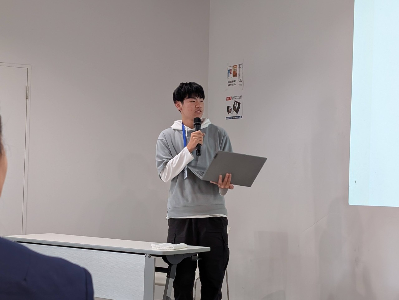 渡邉 良多さん（八戸市立大館中学校・3年）
八戸線から見える綺麗な景色についての記事✍